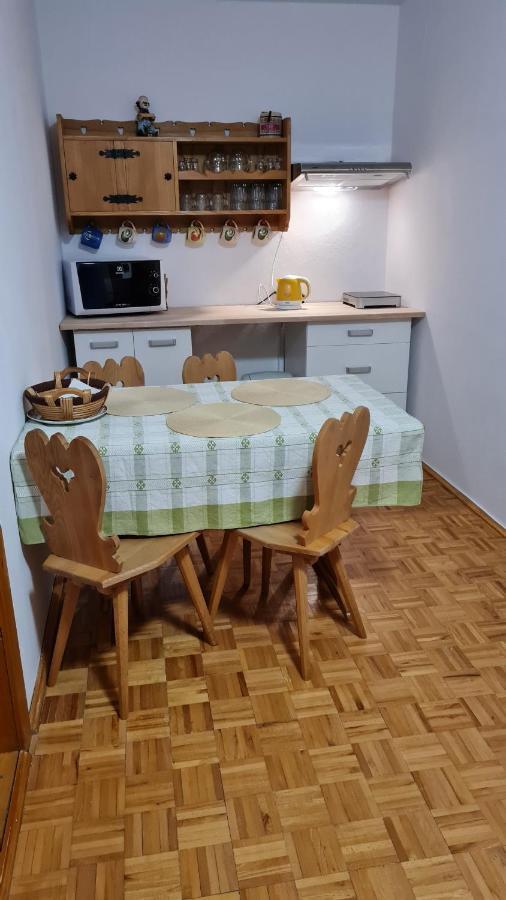 Ferienwohnung Penzion Piano Liptovský Mikuláš Exterior foto